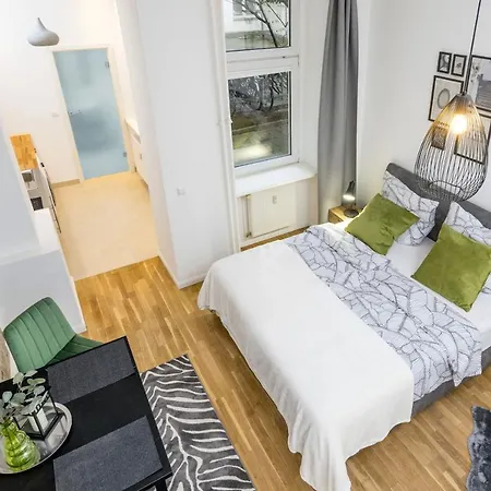 The Koburger Hh, Lovely 1 Bedroom With High Bed Up To 4 Ppl